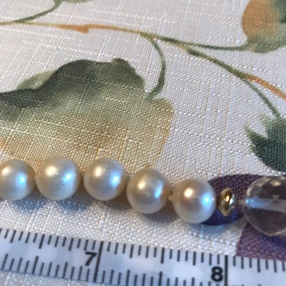 MACYS- AUTHENTIC MATCHED PEARLS, GOLD BEAD SPACERS AND FACETED CRYSTAL NECKLACE - Picture 11 of 16